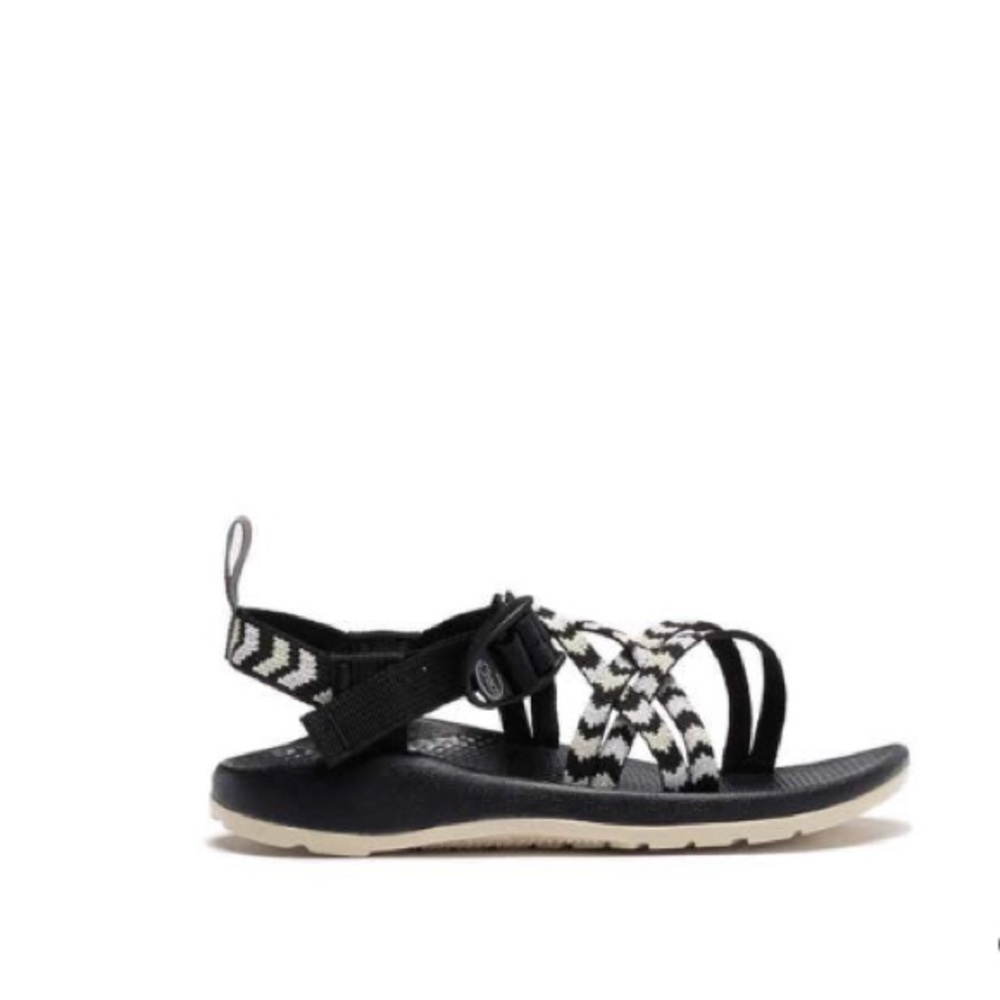New w/box Chaco Kids Sandals Toddler size 12 - Picture 4 of 6